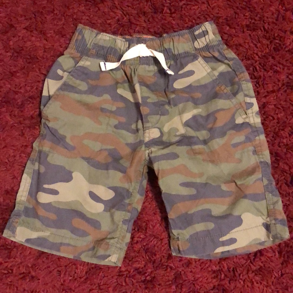 Camouflage Shorts.